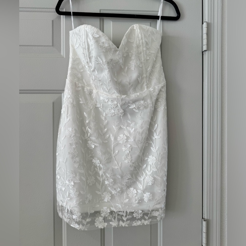 Lulu's White Strapless Floral Lace Mini Dress